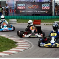 پیست کارتینگ شنبه وچهارشنبه نیم بها