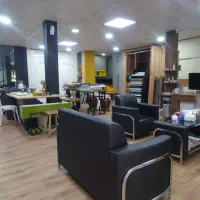 کارمند دفتر دکوراسیون داخلی