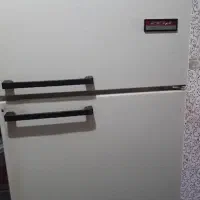 سلام یخچال و فریزر  ارج  جنس قدیمی خوب