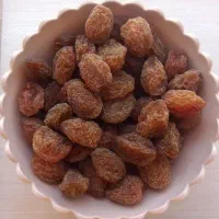 الو بخارا وکشمش