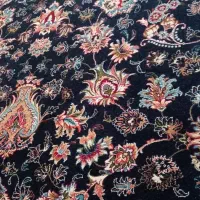 فرش ۱۲ متری افشان زمینه سرمه ایی گل ریز
