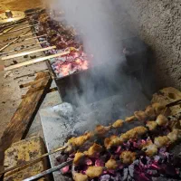 نیازمند شاطر برای نان تنوری در کبابی