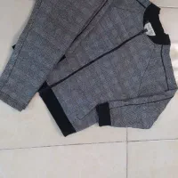 تعدادی لباس بچه در حد نو