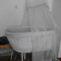 گهواره،تخت کنار مادر