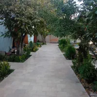 نیروی نظافت و قلیون زن