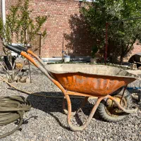 فرغون چرخ دستی سالم