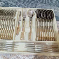 سرویس کامل ۲۴قاشق چنگال چمدان دار