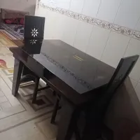 میز غذاخوری ۴ نفره