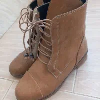 بوت عسلی