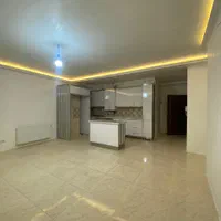 آپارتمان۸۳متردوخواب نوساز کلیدنخورده فول میدان پیر