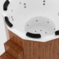 جکوزی هفت نفره مدل اسپا