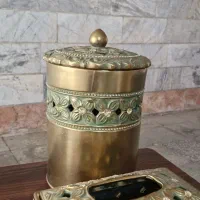 سطل و جادستمال کاغذی