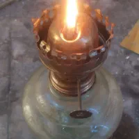 چراغ نفتی قدیمی