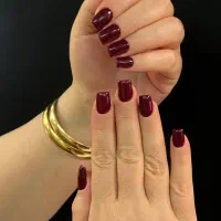 کاشت ناخن طبیعی با قیمت مناسب متریال با کیفیت