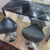 صندلی جک دار و میز  چوبی طرح سنگ