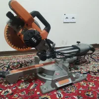 فارسی بر آلمانی AEG