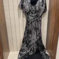 چند دست لباس مجلسی نو و در حد نو