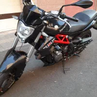 بنلی ۳۰۰ دوسیلندر