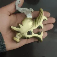 علامت|کلکسیون اشیاء عتیقه|تهران, فلسطین (میدان انقلاب)|دیوار