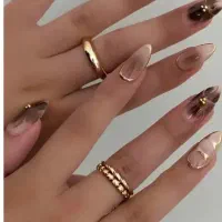 کاشت وترمیم و آموزش ناخن فقط 2500|خدمات آرایشگری و زیبایی|نورآباد, |دیوار