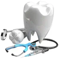 دعوت به همکاری دستیار دندانپزشک با تجربه