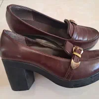 کفش مجلسی|کیف، کفش، کمربند|کرج, ساسانی (قلمستان)|دیوار