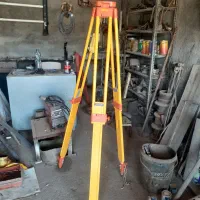 سه پایه اورجینال دوربین نقشه برداری با نیزه 5تیکه|ابزارآلات|دزفول, |دیوار