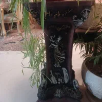 پایه گلدان و دو عدد میز عسلی