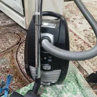 جاروبرقی مکش بالا