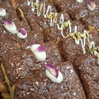 قنادی. خشک کار حرفه ای و  وردست خشک کاری