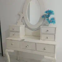 میزآرایشی