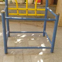 میز کنار تختی