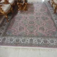 دوعدد فرش نه متری ویه گرد یکی ونیم متری|فرش|اصفهان, خانه اصفهان|دیوار