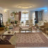 ۷۴۰مترزمین شمالی دارای ۳۰۴۰ متر پروانه وکیل‌ آباد