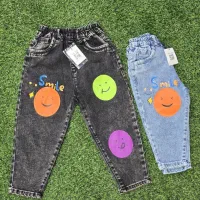 شلوار جین مام برند بچگانه سه استیکر