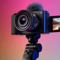 استخدام‌فیلمبردار حرفه‌ای برای کلیپ، تیزر تبلیغاتی