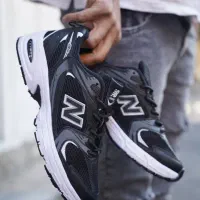 متفاوت باشید کفش کتونی نیوبالانس با قدرت و محافظت