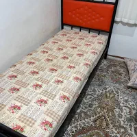 تخت و خواب در حد