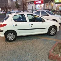 206مدل 95 درحدصفر کارکرد 75