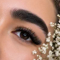 اکستنشن مژه با قیمت استثنایی