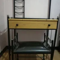 تخت دونفره به همراه میز آرایش|تخت و سرویس خواب|سمنان, |دیوار