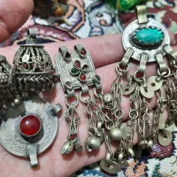 آویز های ورشو کهنه
