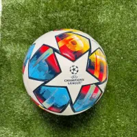 توپ رسمی لیگ قهرمانان اروپا ۲۰۲۱-۲۰۲۲