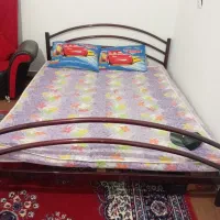 تخت خواب آهنی دو نفره