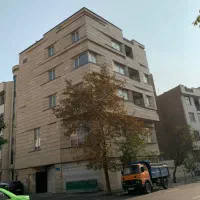 انبار ۱۲۰ متری در مجتمع مسکونی