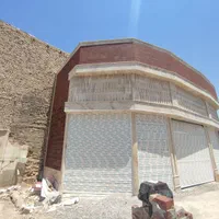 مغازه ۲۱ متری/کلید نخورده/بر دروازه ری|اجارهٔ مغازه و غرفه|قم, سراجه|دیوار