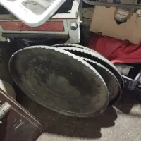 سینی و قابلمه مسی قدیمی و میز برنز و عسلی با سنگ