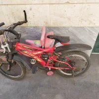2عدد دوچرخه باهم به فروش میرسد