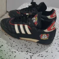 کتونی فوتبال وفوتسال