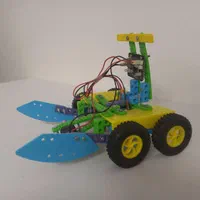 کلاس های مقدماتی تا پیشرفته رباتیک